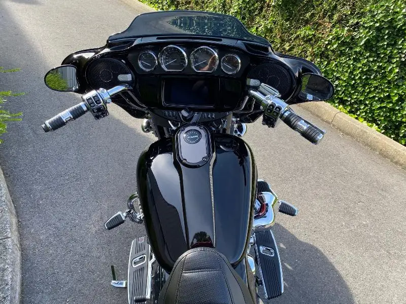 TOURING STREET GLIDE 1923 CVO 