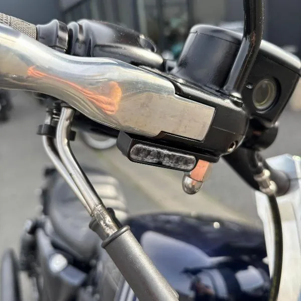 SPORTSTER 883 R