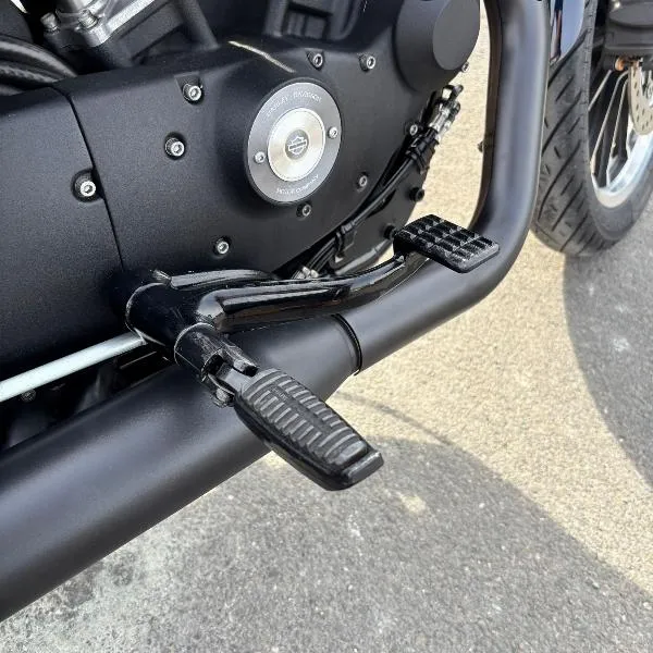 SPORTSTER 883 R