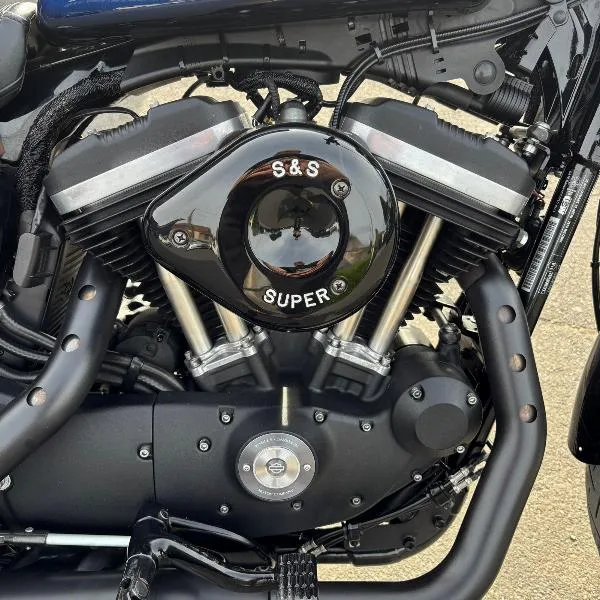 SPORTSTER 883 R