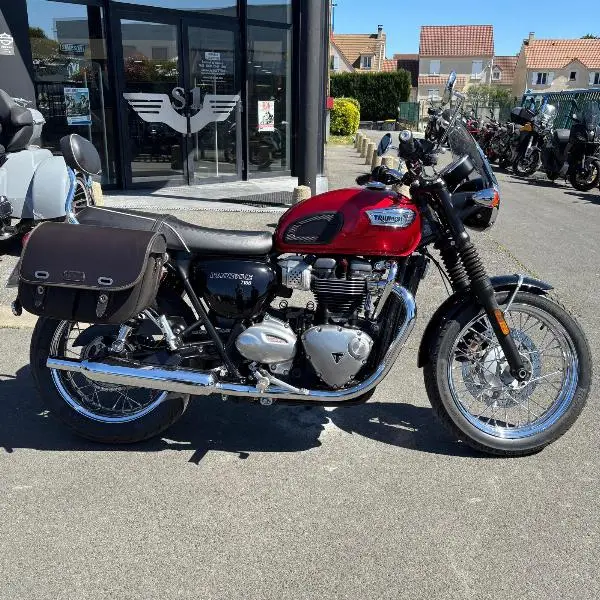 Bonneville T100 2020
