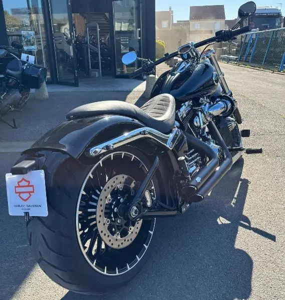 SOFTAIL BREAKOUT 1690
