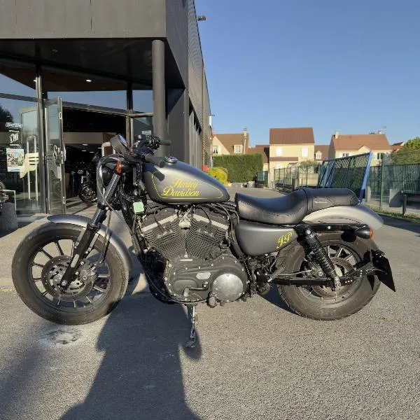 SPORTSTER 883