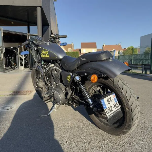 SPORTSTER 883