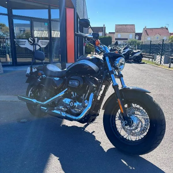 SPORTSTER CUSTOM 1200