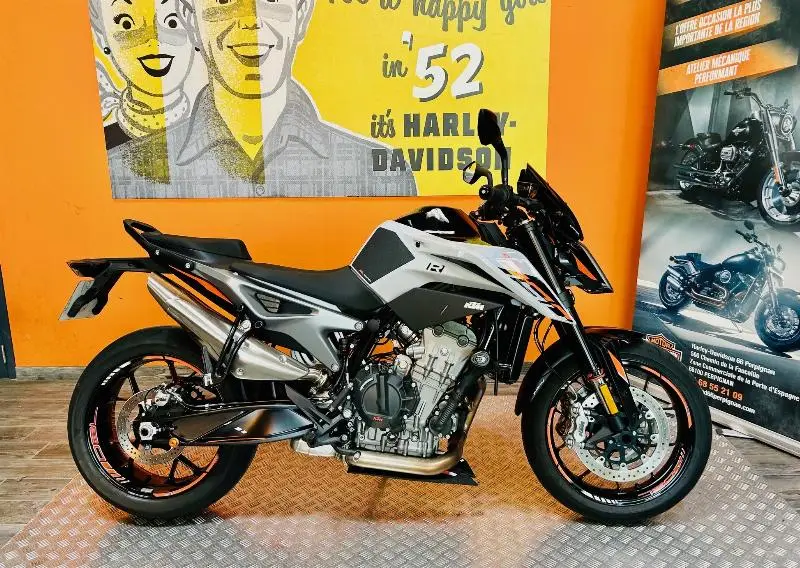 790 DUKE L