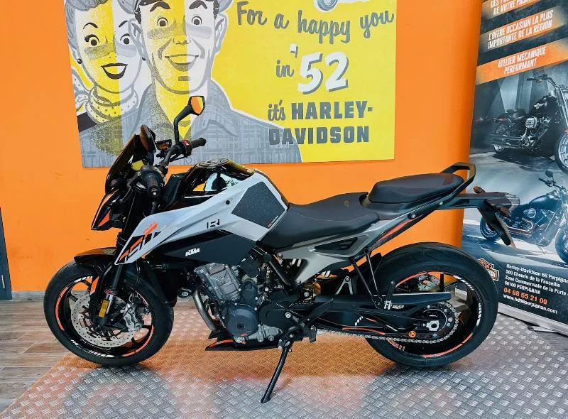 790 DUKE L