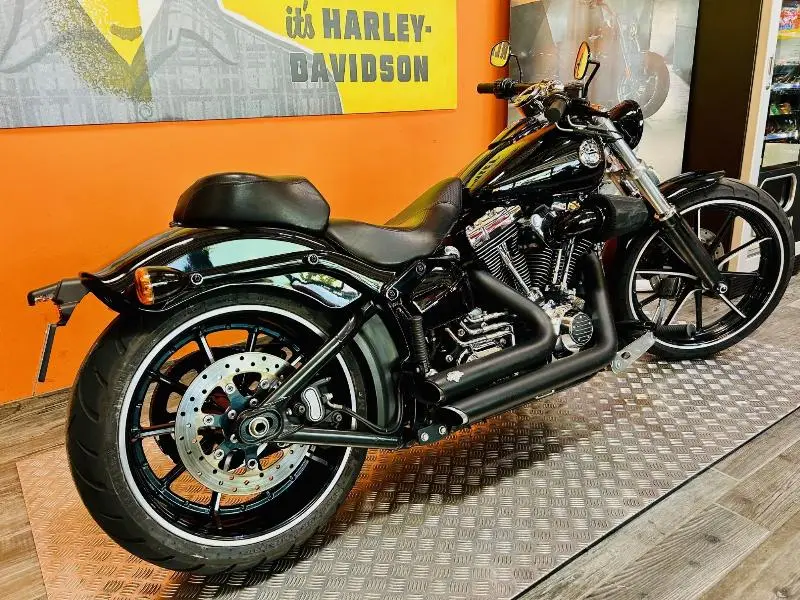 SOFTAIL BREAKOUT 1690