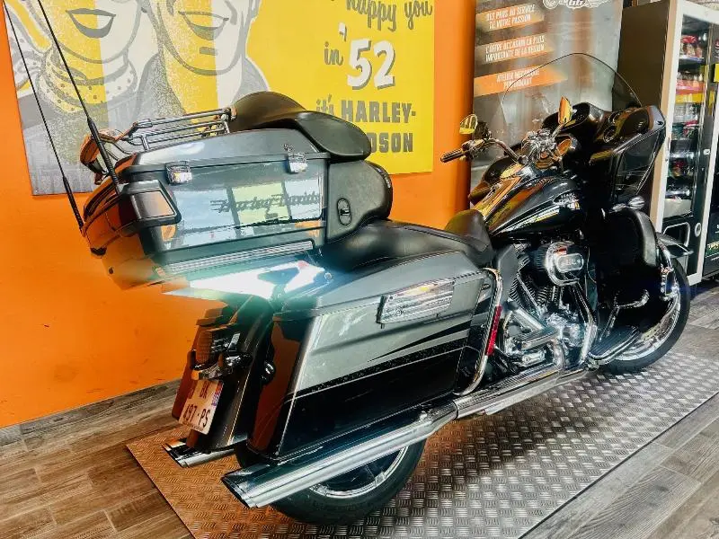 TOURING ROAD GLIDE 1800 ULTRA CVO