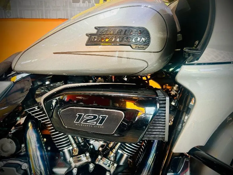 TOURING ROAD GLIDE 1923 CVO