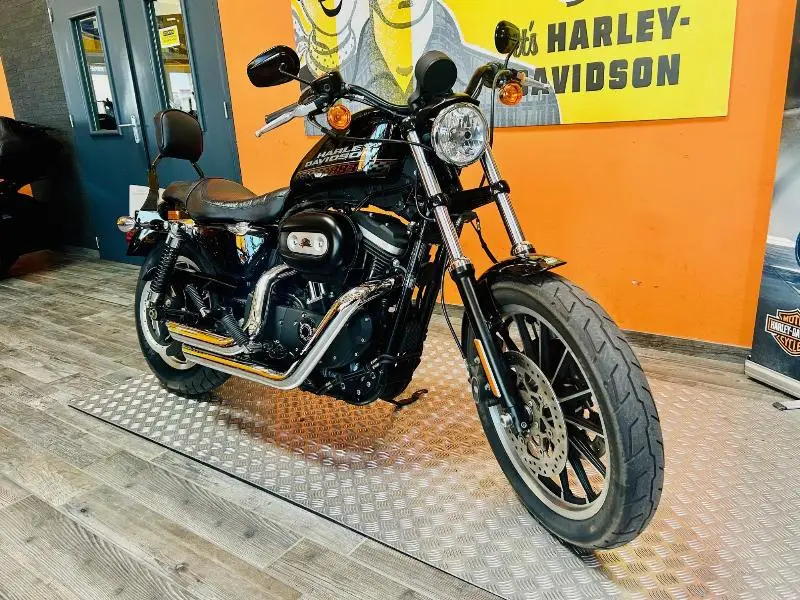 SPORTSTER 883 R