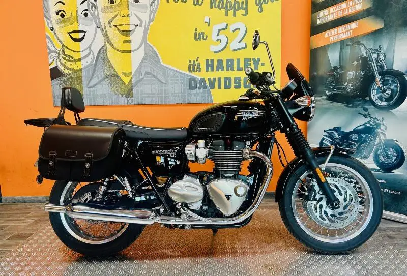 BONNEVILLE T120