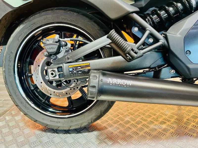 VULCAN 650 S