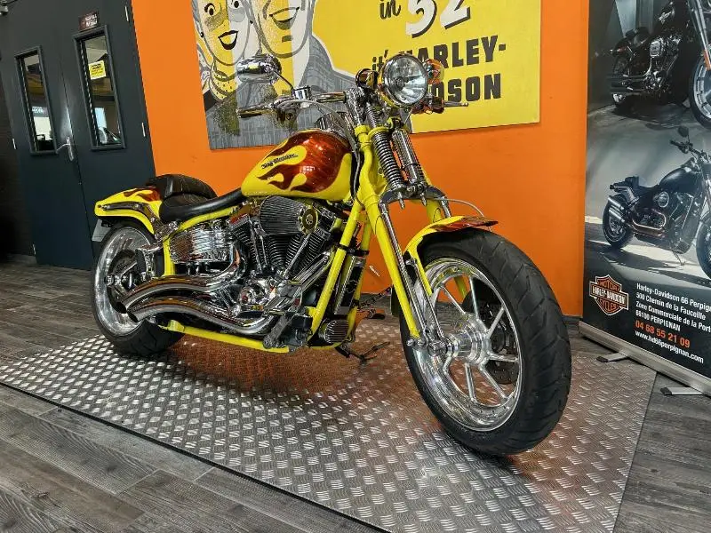 SOFTAIL SPRINGER 1800 CVO