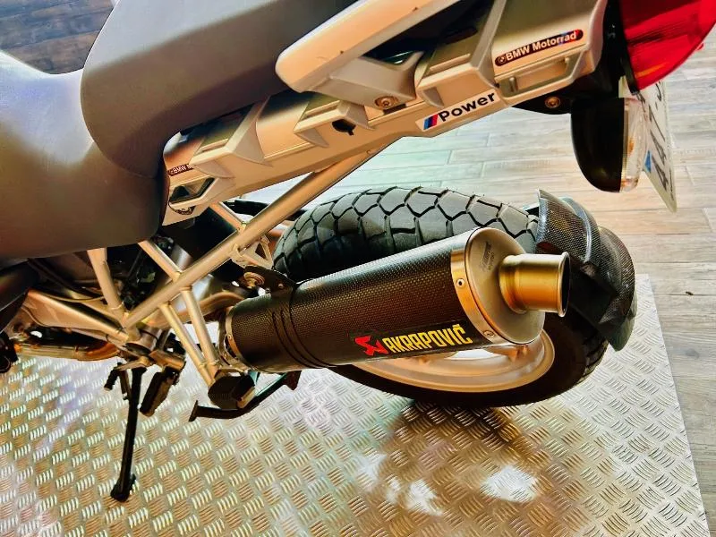 ADVENTURE 1200