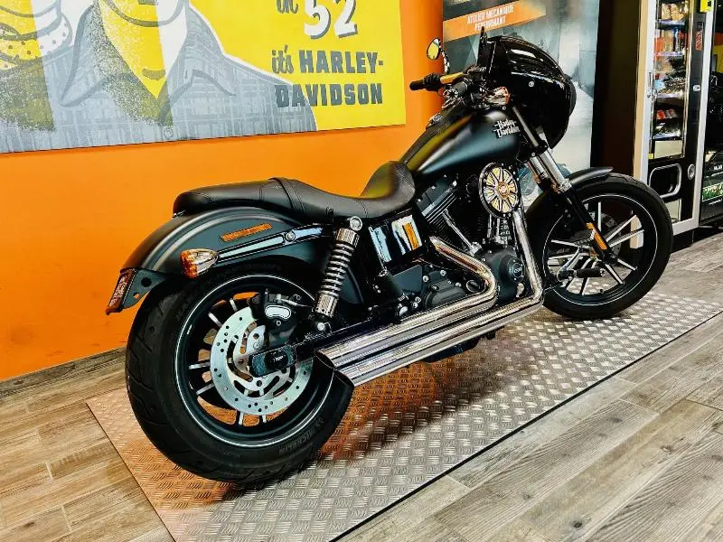 DYNA STREET BOB 1690