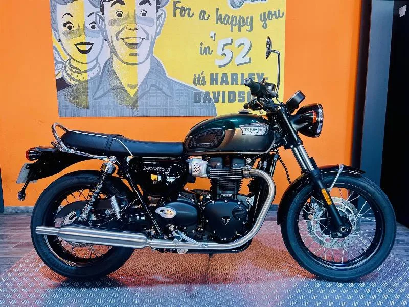 Bonneville T100