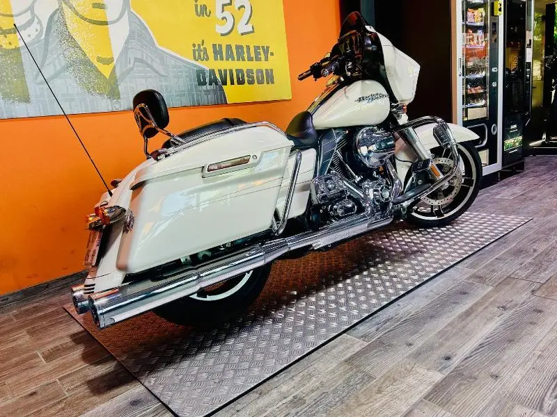 TOURING STREET GLIDE 1690