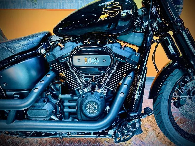SOFTAIL STREET BOB 1868