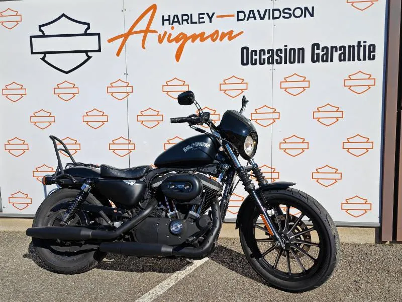 SPORTSTER IRON 883