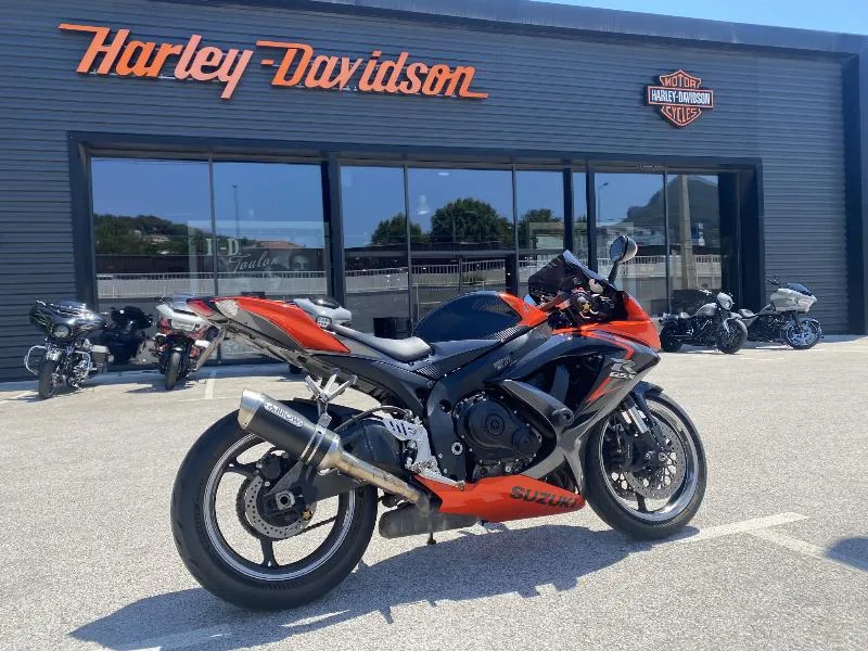 GSXR 750