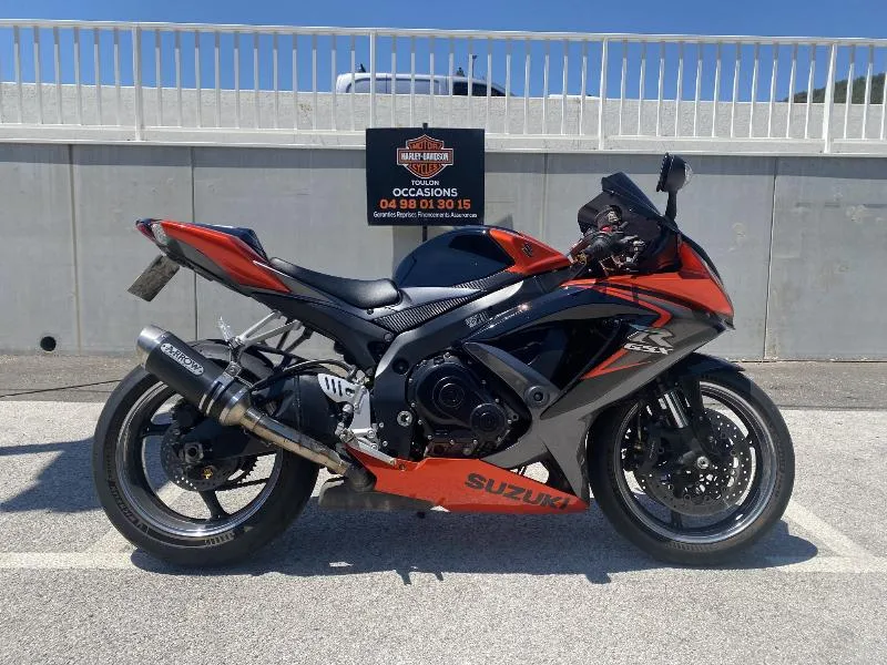 GSXR 750