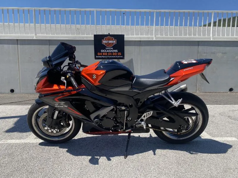 GSXR 750