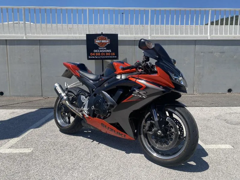 GSXR 750