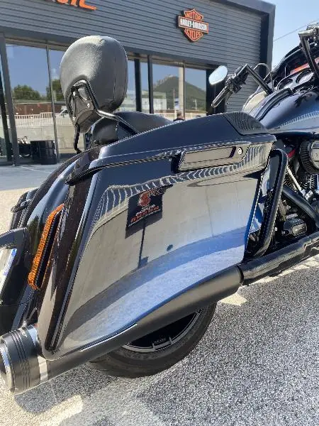 TOURING ROAD GLIDE 1923 CVO