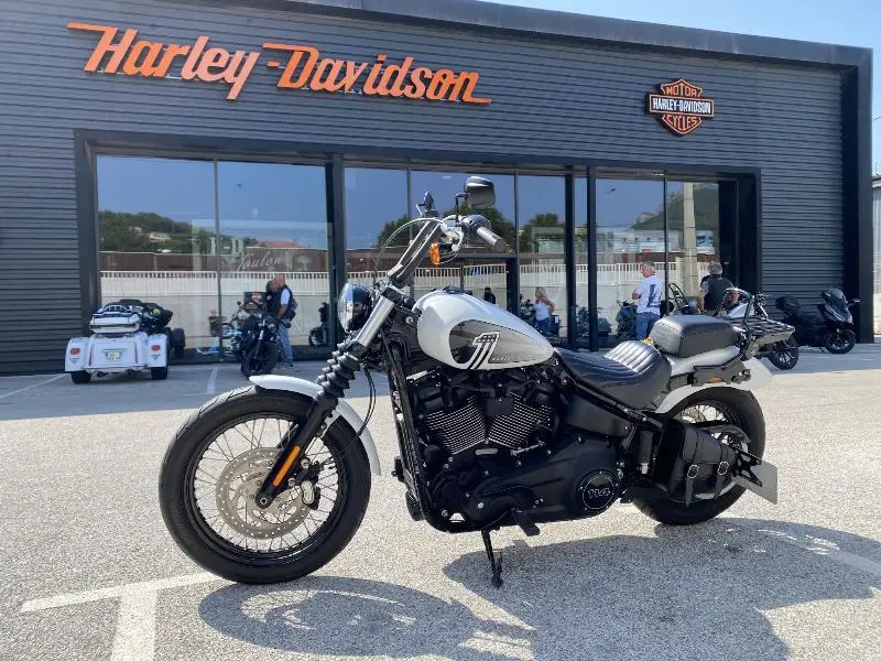 SOFTAIL STREET BOB 1868