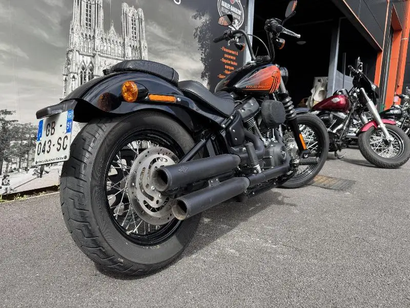 SOFTAIL STREET BOB 1868