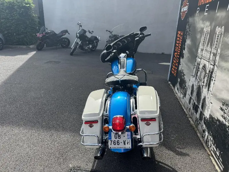 TOURING ELECTRA GLIDE 1868 REVIVAL