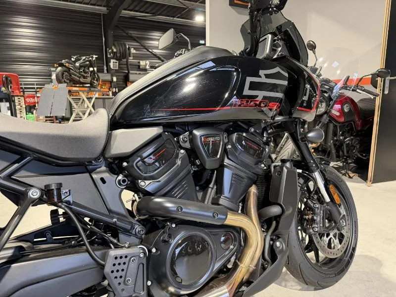 ADVENTURE PAN AMERICA 1250 ST
