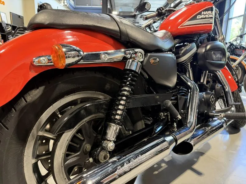 SPORTSTER 883 R