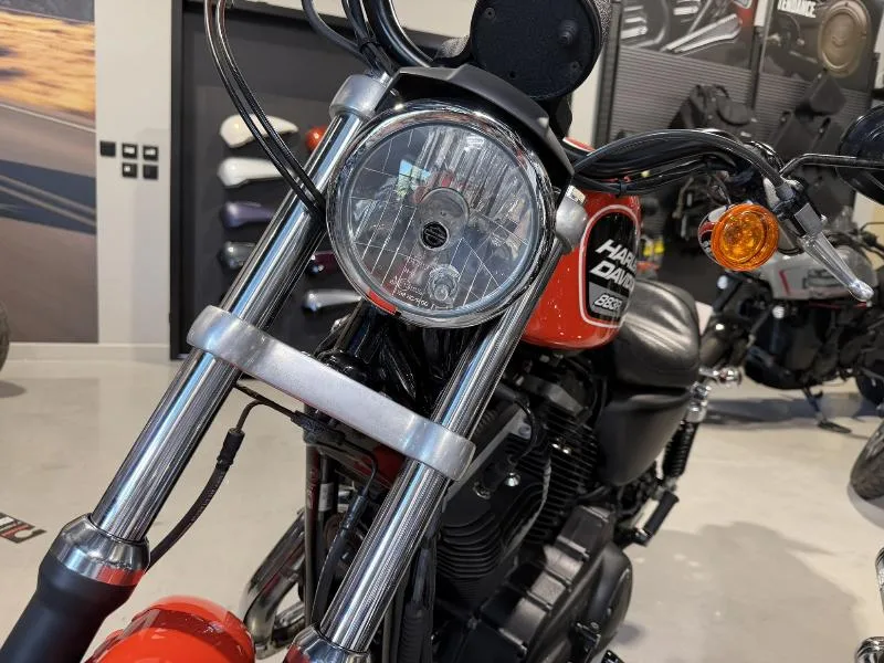 SPORTSTER 883 R