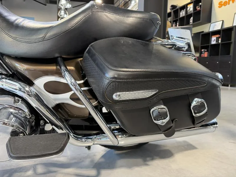 TOURING ROAD KING 1584
