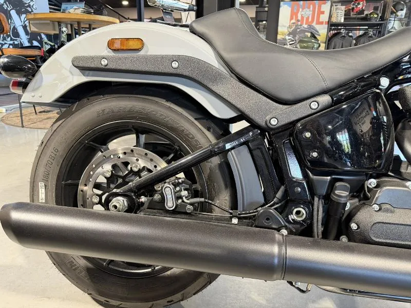 SOFTAIL LOW RIDER 1923 S