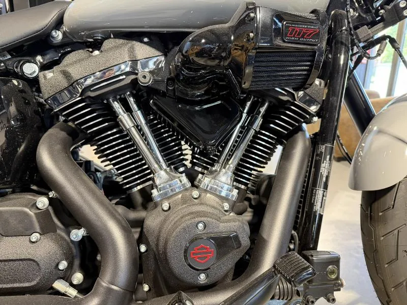 SOFTAIL LOW RIDER 1923 S