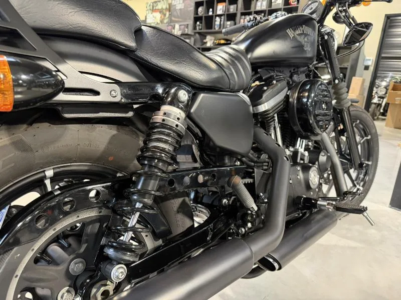 SPORTSTER 883