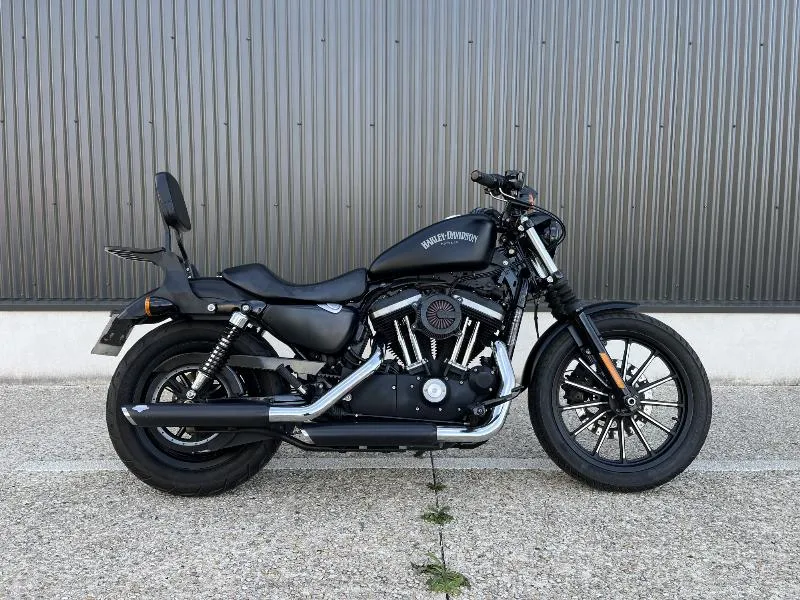 SPORTSTER 883