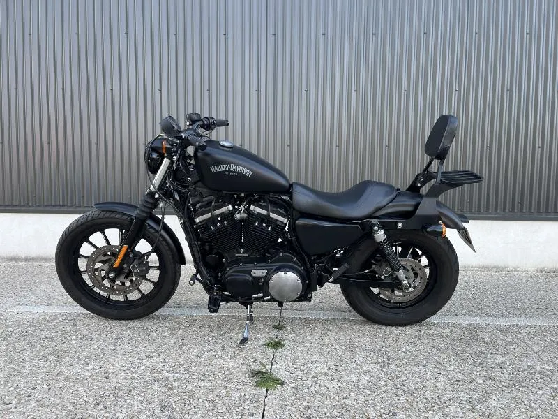 SPORTSTER 883