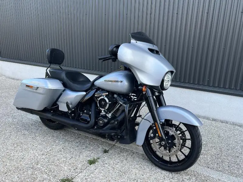 TOURING STREET GLIDE 1868 SPECIAL