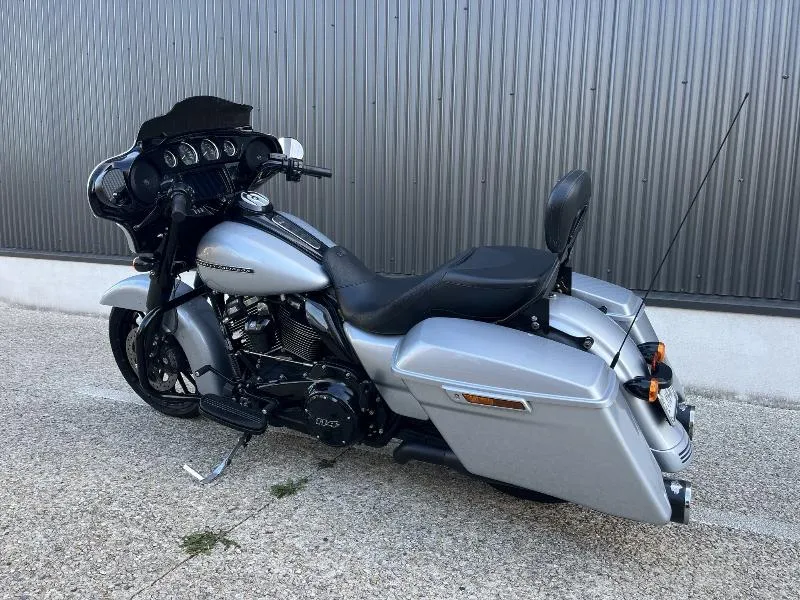 TOURING STREET GLIDE 1868 SPECIAL