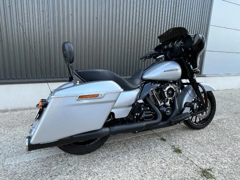 TOURING STREET GLIDE 1868 SPECIAL