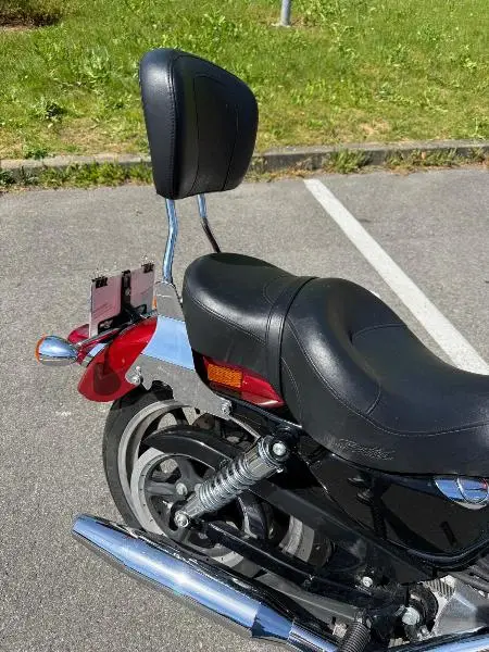 SPORTSTER 883