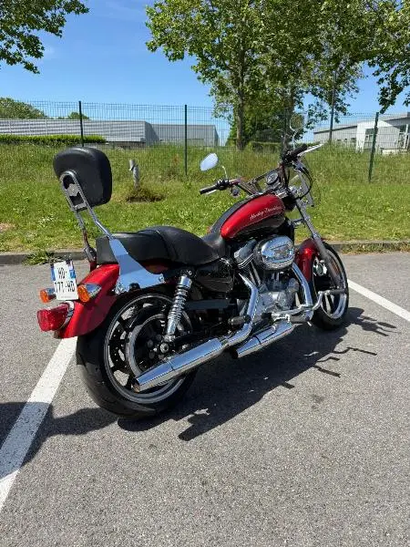 SPORTSTER 883