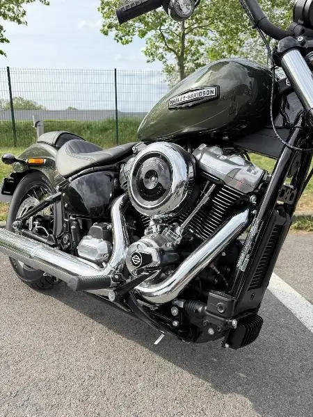 SOFTAIL STREET BOB 1923