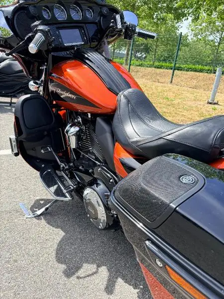 TOURING STREET GLIDE 1868 CVO