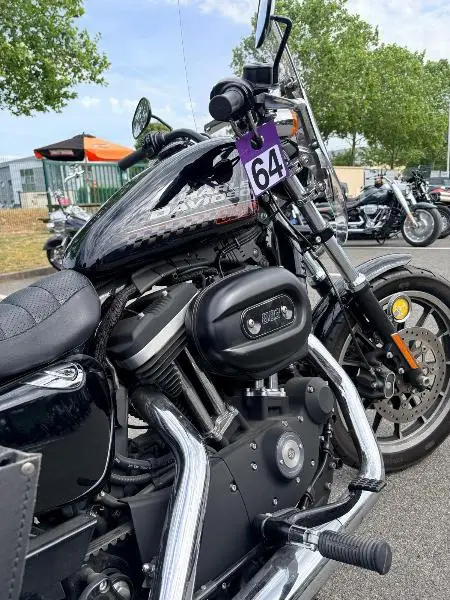 SPORTSTER 883 R