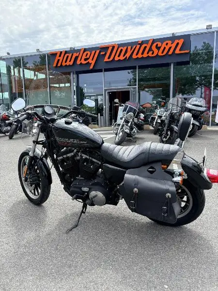 SPORTSTER 883 R